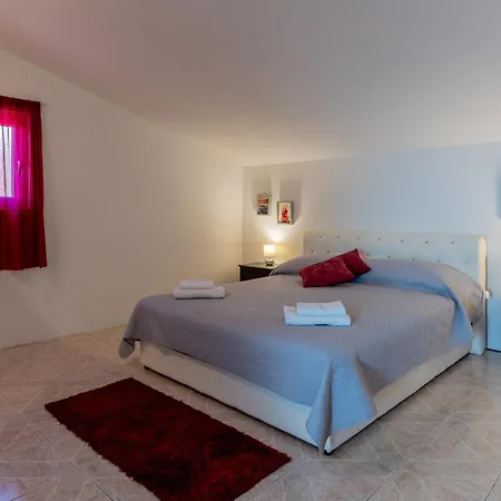 Luxury With A Swimming Pool Gornja Podgora, Makarska - 22284
