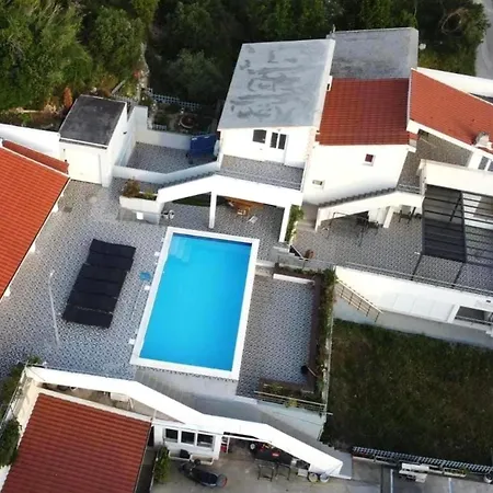 Luxury With A Swimming Pool Gornja Podgora, Makarska - 22284 Villa *