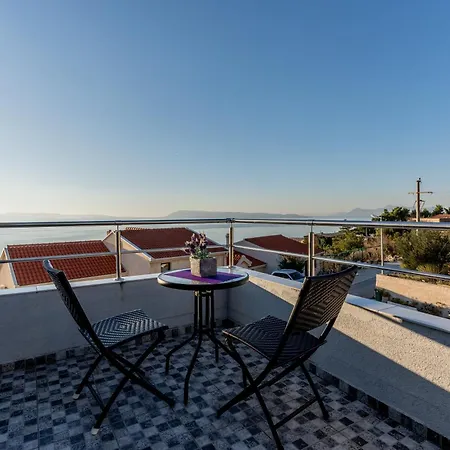 Luxury With A Swimming Pool Gornja Podgora, Makarska - 22284 Villa Podgora