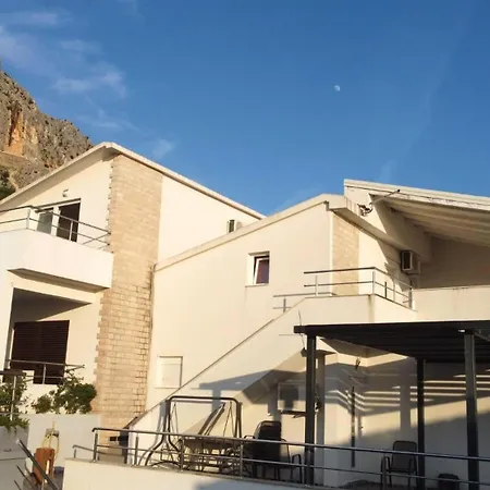 Luxury With A Swimming Pool Gornja Podgora, Makarska - 22284 Villa