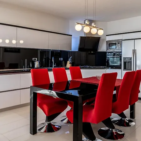 Luxury With A Swimming Pool Gornja Podgora, Makarska - 22284 Villa Podgora (Split-Dalmatia)